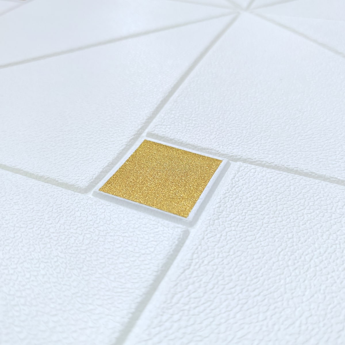 3D панель белый с золотым №373 (700x700x6,5мм.) - фото 1