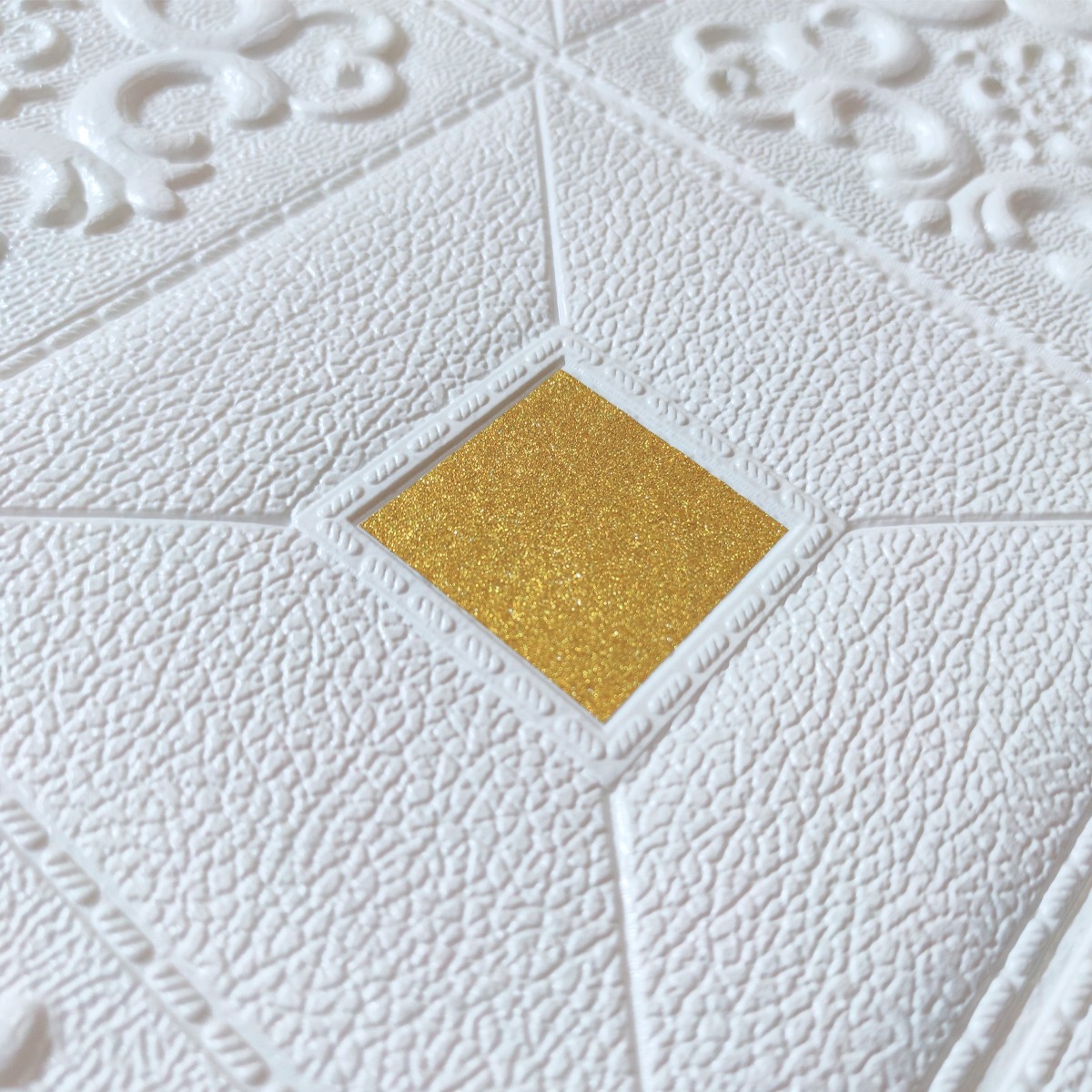 3D панель белые ромбы с золотом №314 (700x700x5мм.) - фото 1